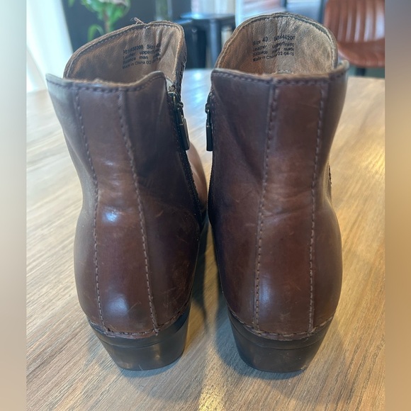 Womens Dansko Scout Brown Leather Ankle Zip Bootie Boots Size 40 Workwear Boho - Picture 11 of 16